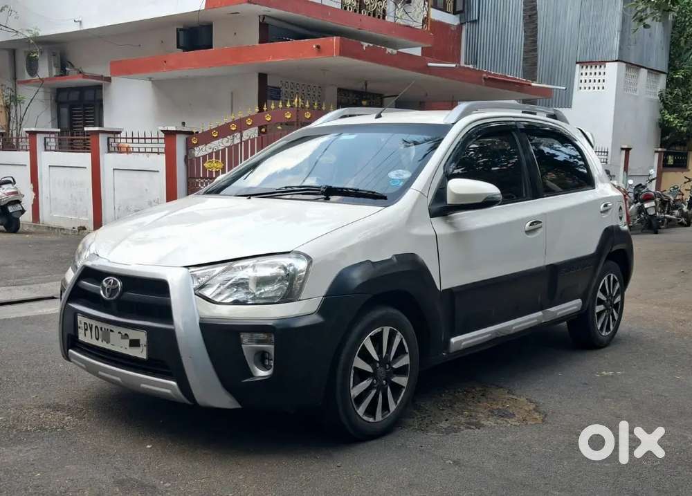 Toyota Etios Cross 2019