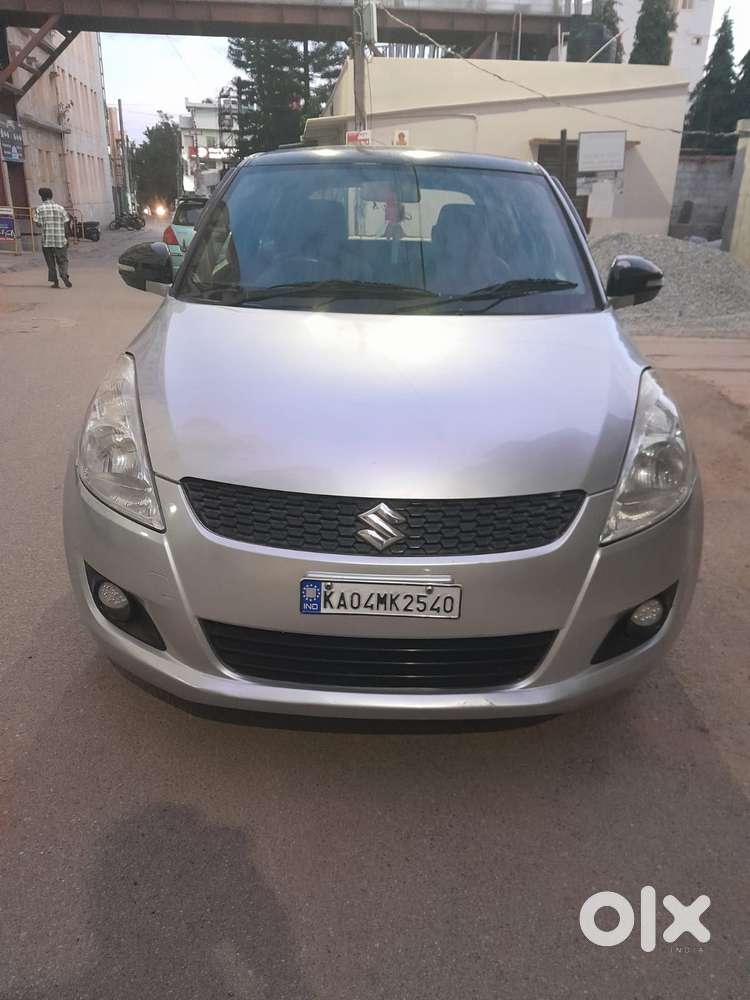Maruti Suzuki Swift Vxi Optional, 2012, Petrol