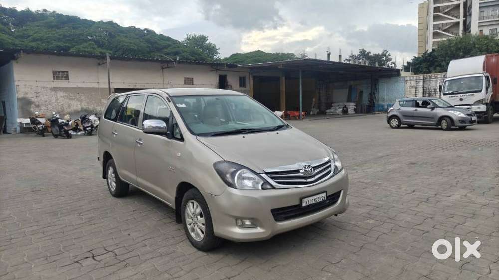 Toyota Innova 2.5 V 7 Str, 2009, Diesel