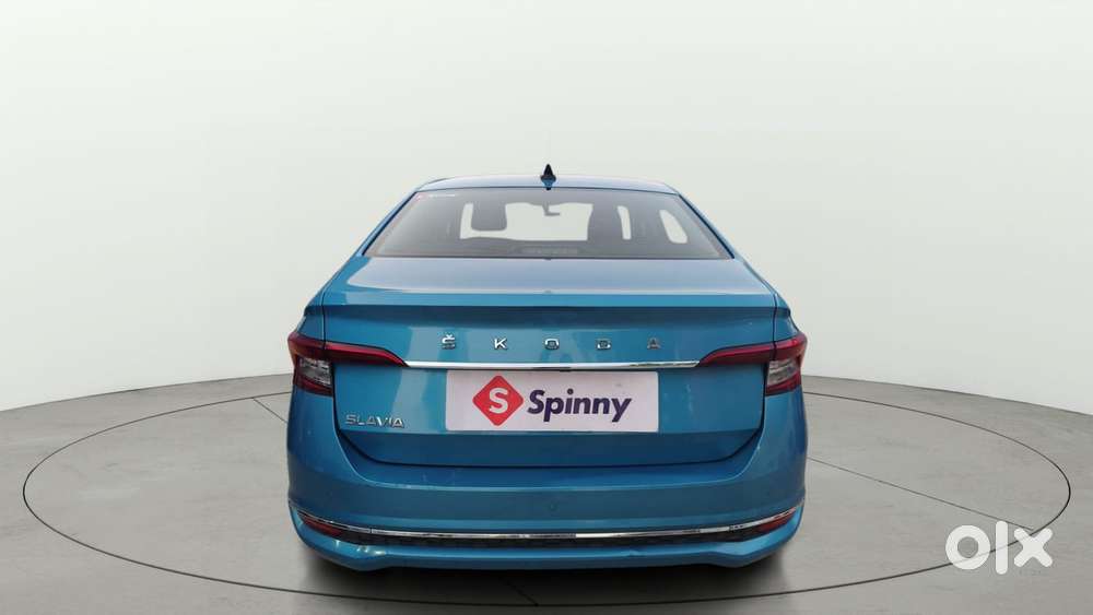 Skoda Slavia Style 1.0l Tsi At, 2022, Petrol