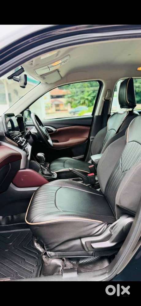 Maruti Suzuki Grand Vitara 1.5 Zeta Smart Hybrid At, 2023