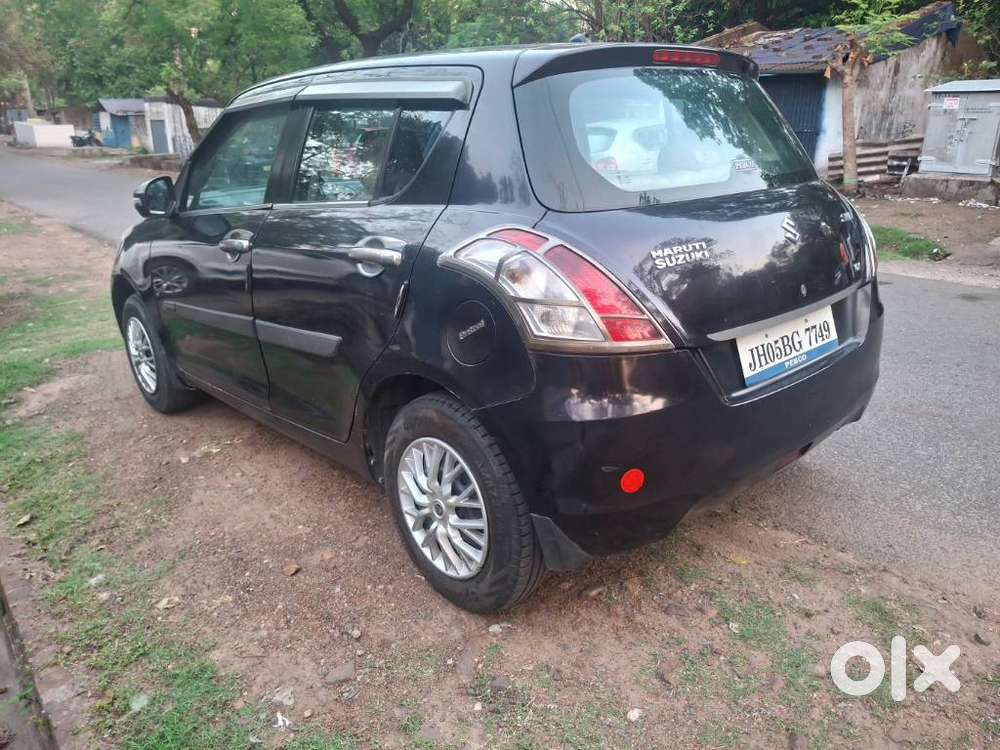 Maruti Suzuki Swift Vxi 1.2 Abs Bs-iv, 2015, Petrol