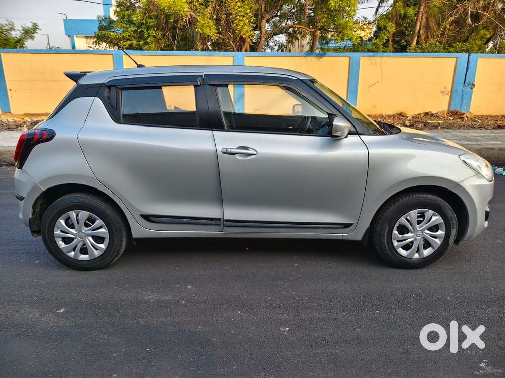 Maruti Suzuki Swift Vxi 1.2 Abs Bs-iv, 2018, Petrol