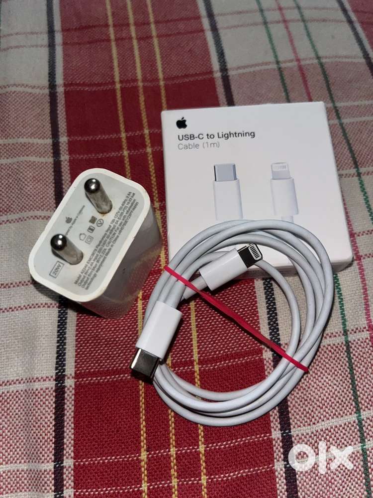 Iphone 2nd quality 20w adaptor and brand new cable