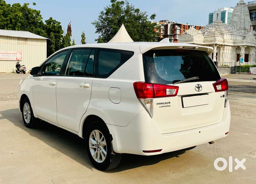 Toyota Innova Crysta [ ] 2.4 Gx At 7 Str, 2017, Diesel