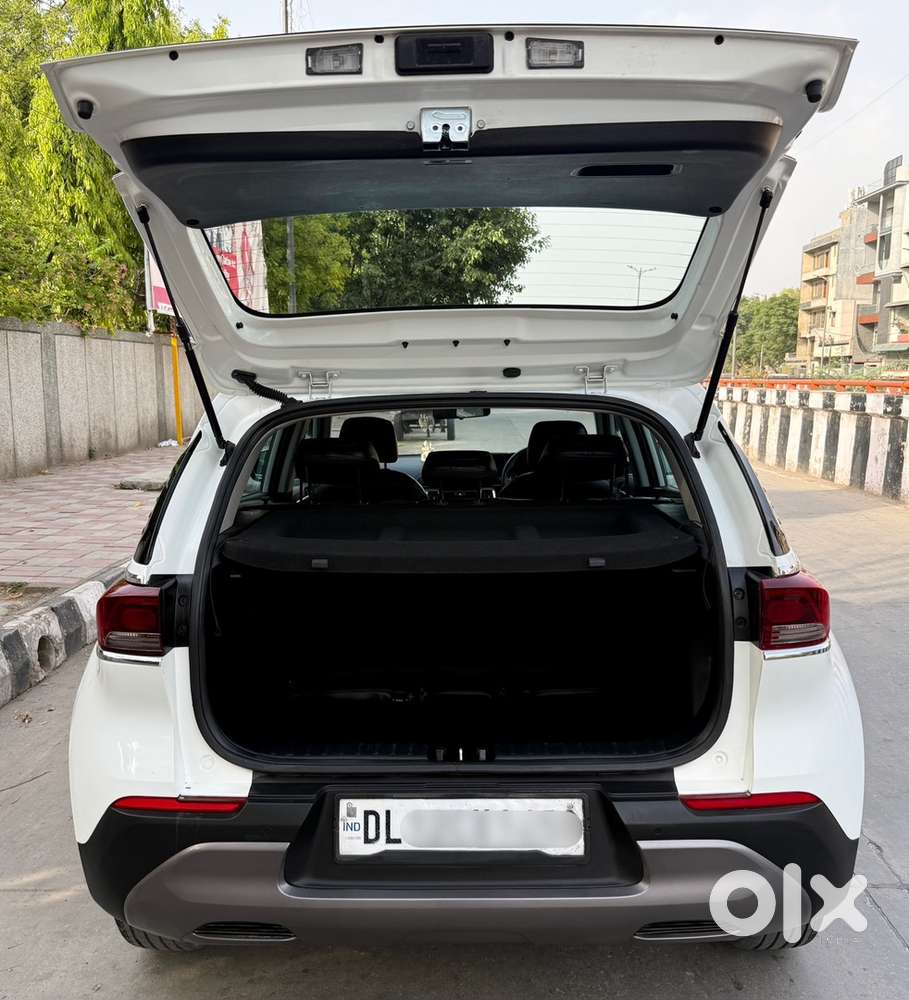 Kia Sonet Petrol 2023 Less Driven Excellent Condition Delhi