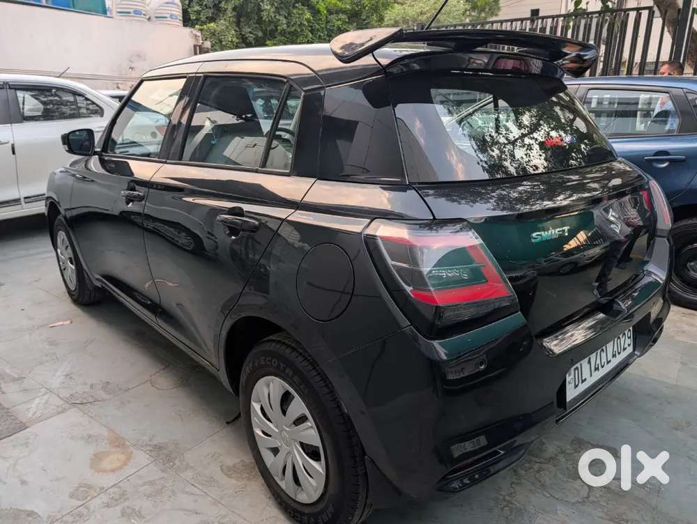Maruti Swift 1.2 Vxi 2025