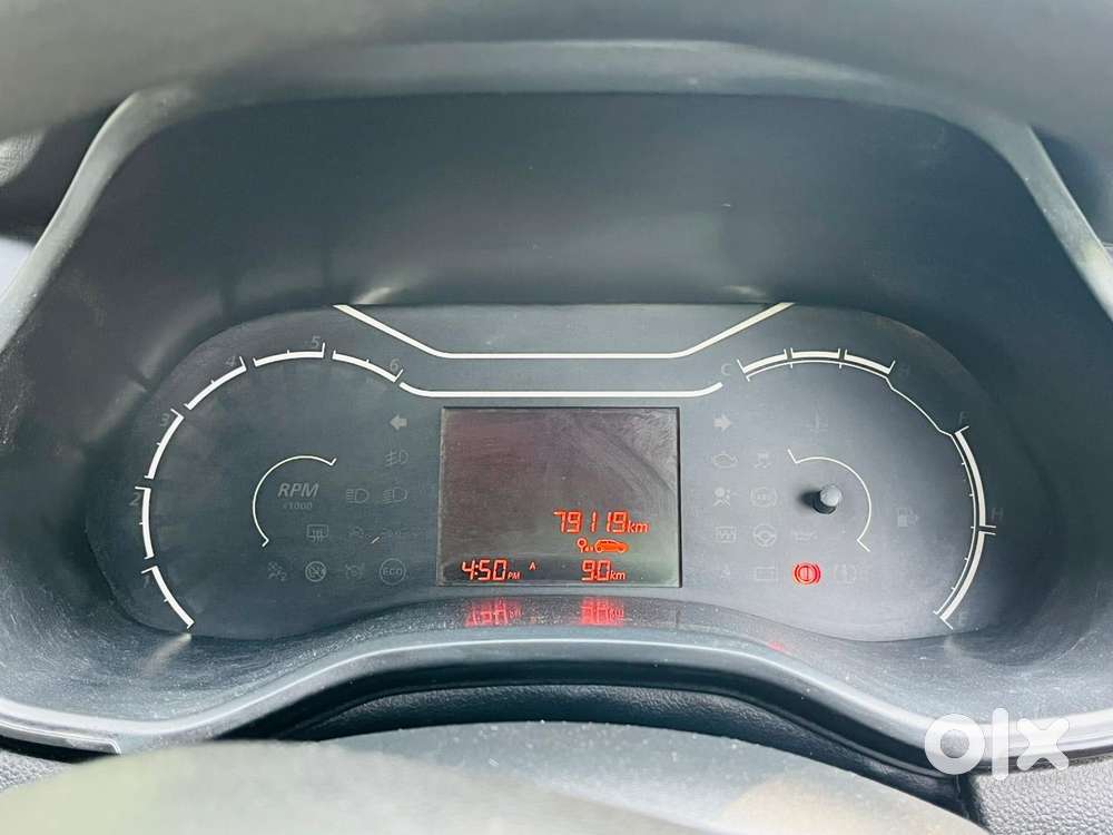 Renault Triber 1.0 Rxe, 2020, Petrol