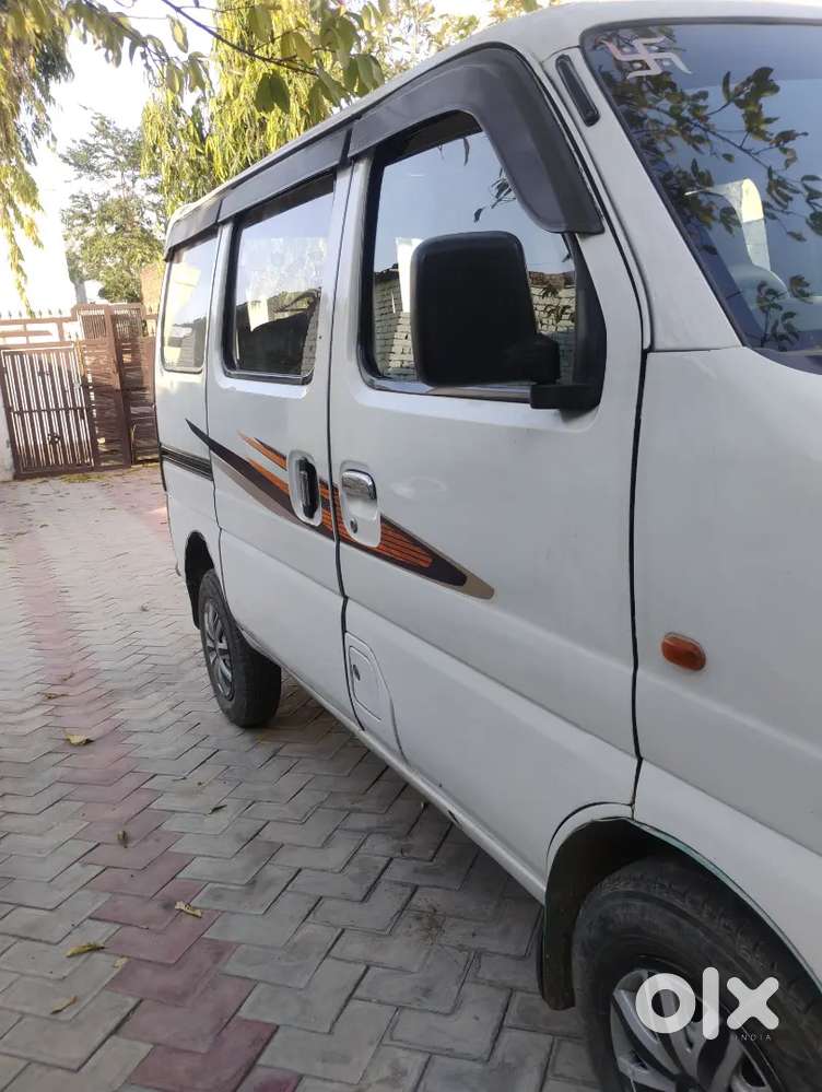 Maruti Suzuki Eeco 2017 Cng & Hybrids Good Condition
