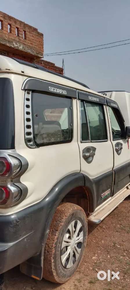 Mahindra Scorpio 2017 Diesel 175000 Km Driven