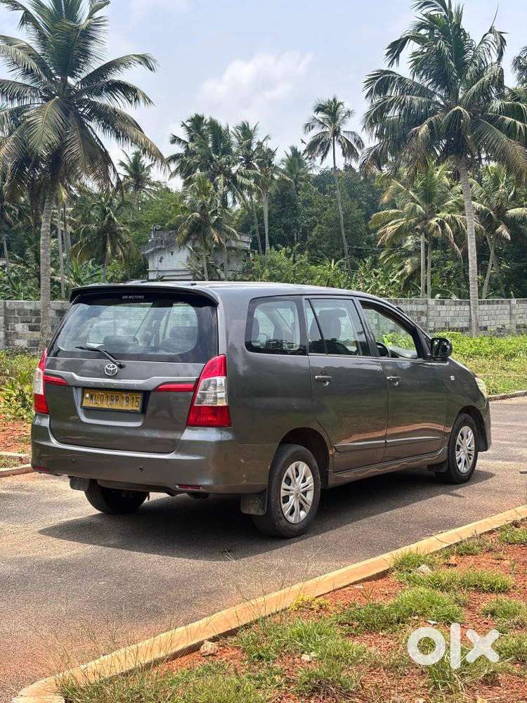 Toyota Innova 2.5 Gx (diesel) 8 Seater, 2014, Diesel