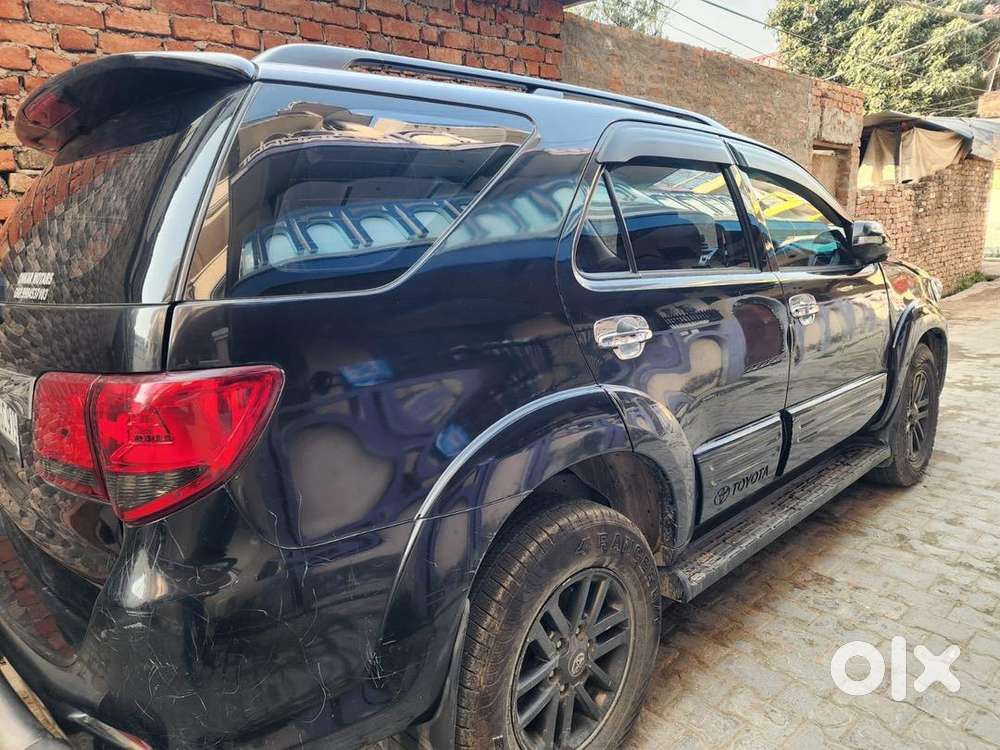 Toyota Fortuner 2015 Diesel 192000 Km Driven