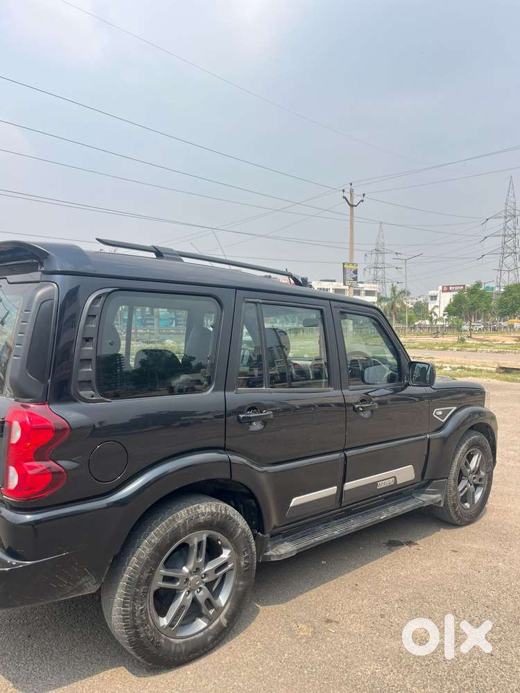 Mahindra Scorpio S11 Mt 7s, 2022, Diesel