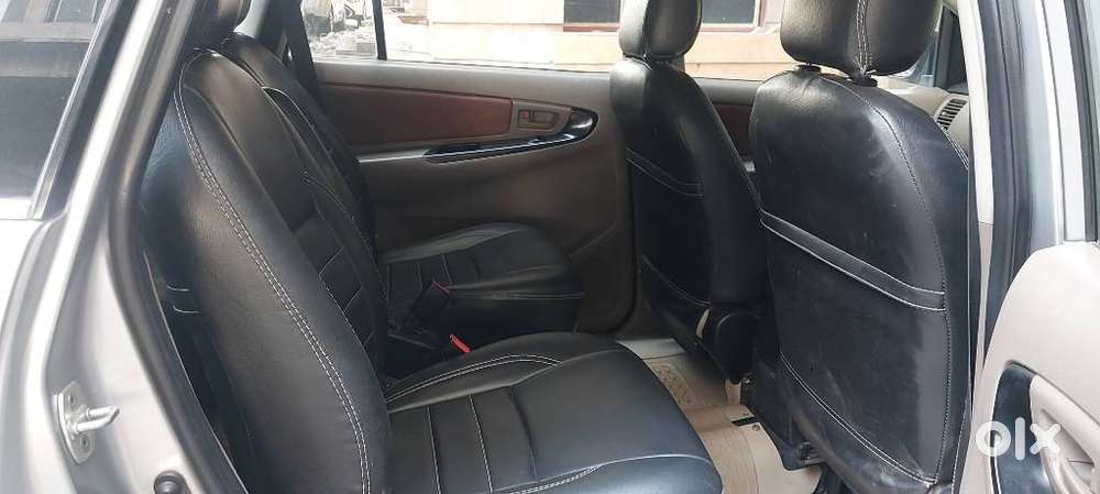 Toyota Innova 2.5 G (diesel) 7 Seater, 2015, Diesel
