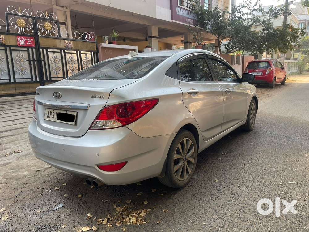 Hyundai Verna 2014 Diesel 111500 Km Driven