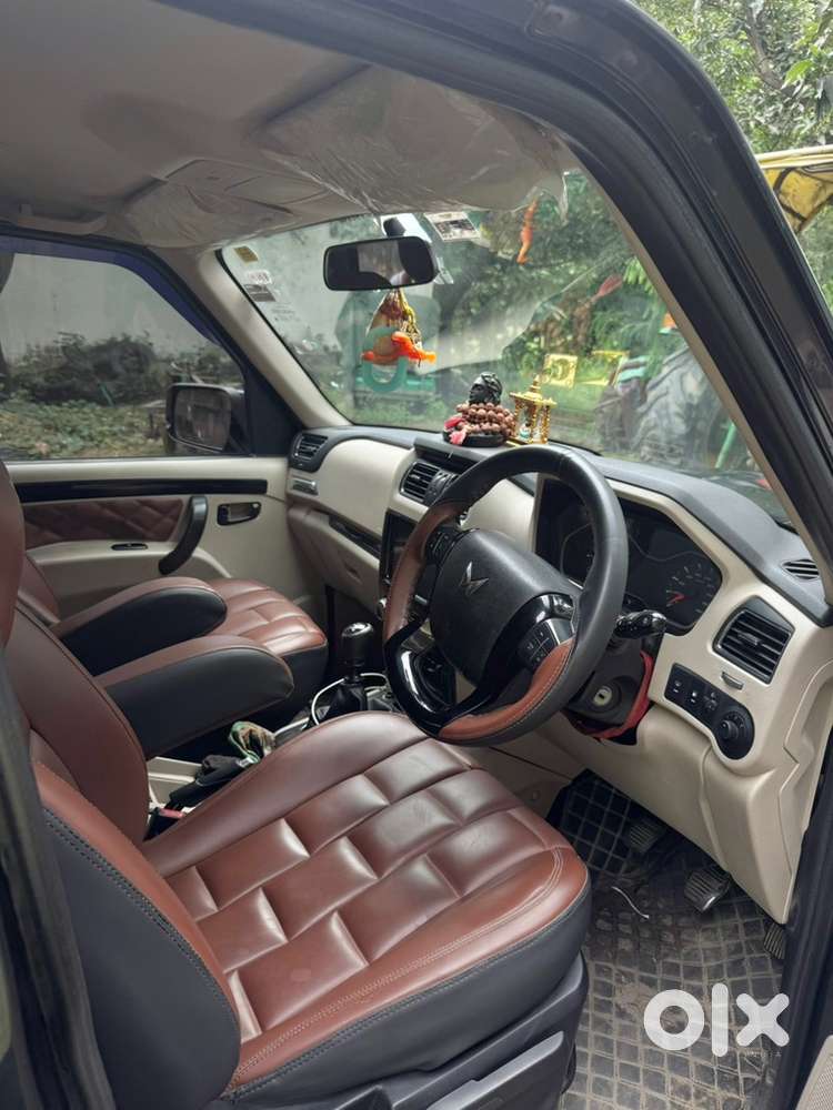 Mahindra Scorpio Classic 2022 November Ki Gadi H Diesel Good Condition