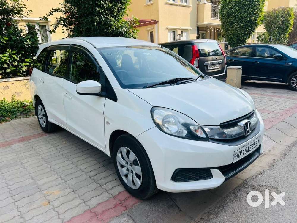 7 Seater Car With Well Maintained