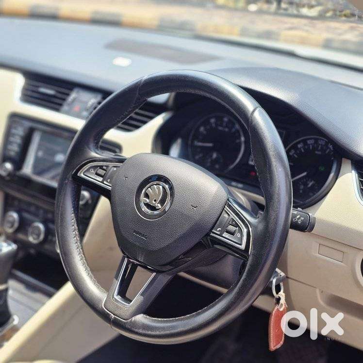 Skoda Octavia Ambition 1.8 Tsi At, 2018, Petrol