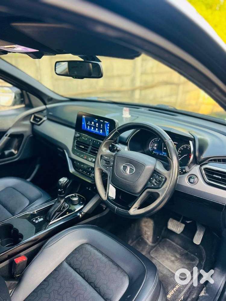 Tata Safari 2.0 Kryotec Xza Plus (o) 6s Red Dark Edition, 2022, Dies..