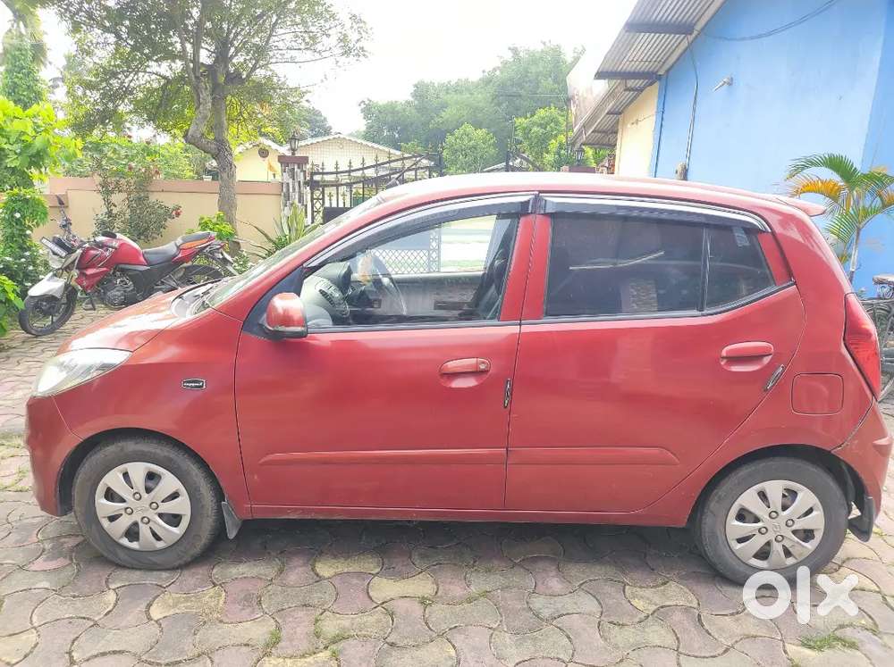 Hyundai I10 Sportz Petrol Manual 2012 Car