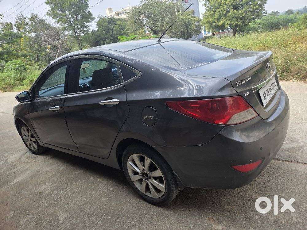 Hyundai Verna 1.6 Xi Abs, 2012, Petrol