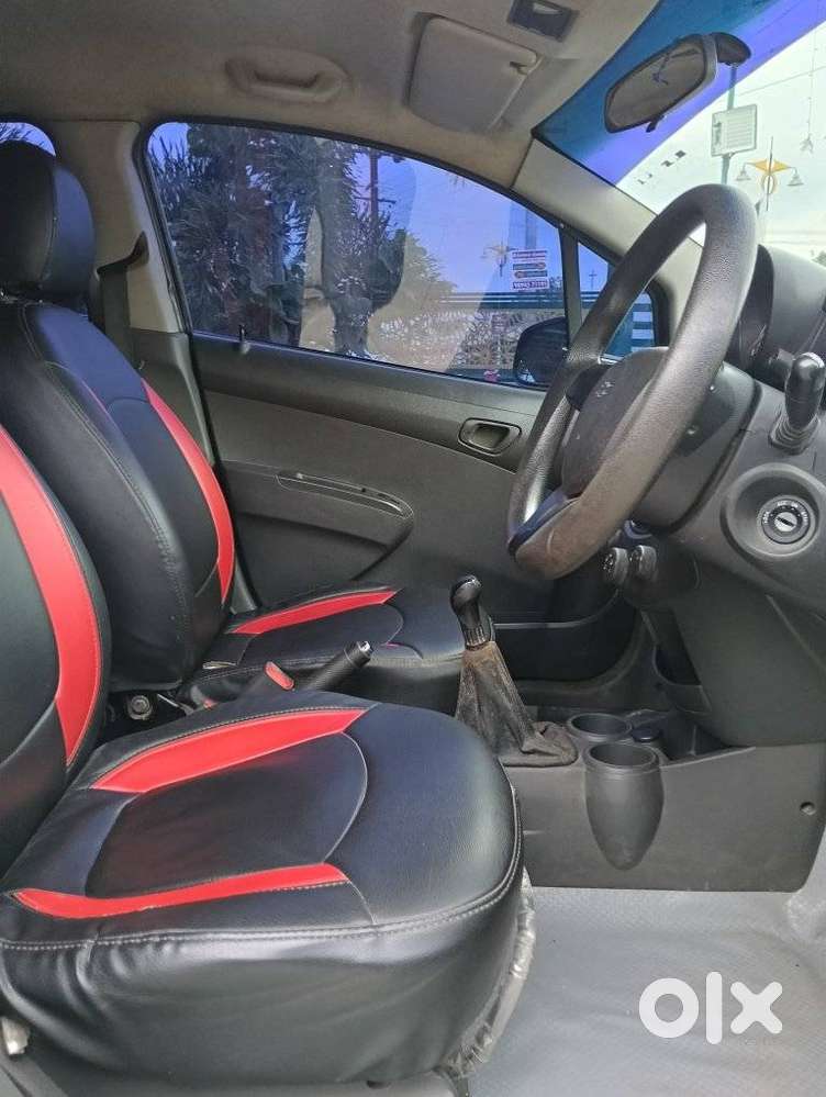 Chevrolet Beat, 2011, Petrol