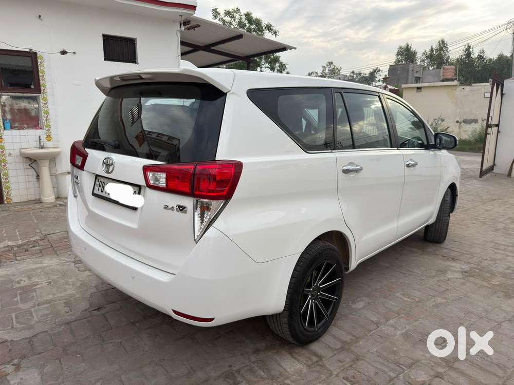 Toyota Innova Crysta 2.4 V, 2018, Diesel