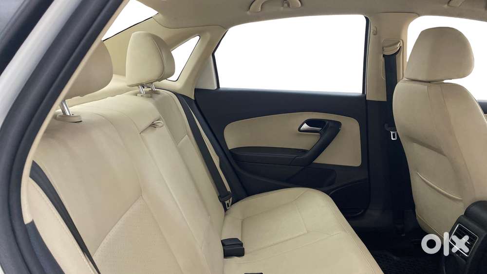 Volkswagen Vento 1.2 Highline Plus At 16 Alloy, 2019, Petrol