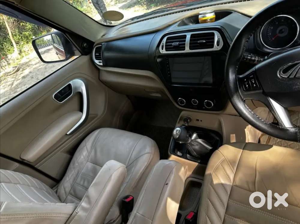 Mahindra Tuv 300 2017 Diesel 123000 Km Driven