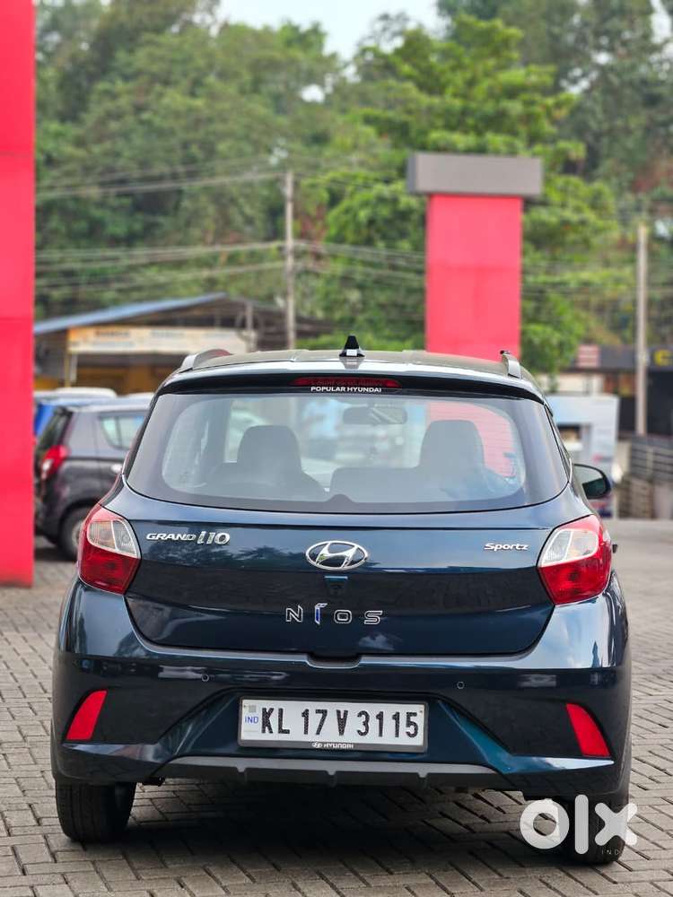 Hyundai Grand I10 Nios Sportz 1.2 At, 2020, Petrol