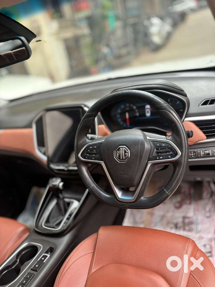 Mg Hector Plus 1.5 Sharp Turbo Cvt 6 Str, 2022, Petrol