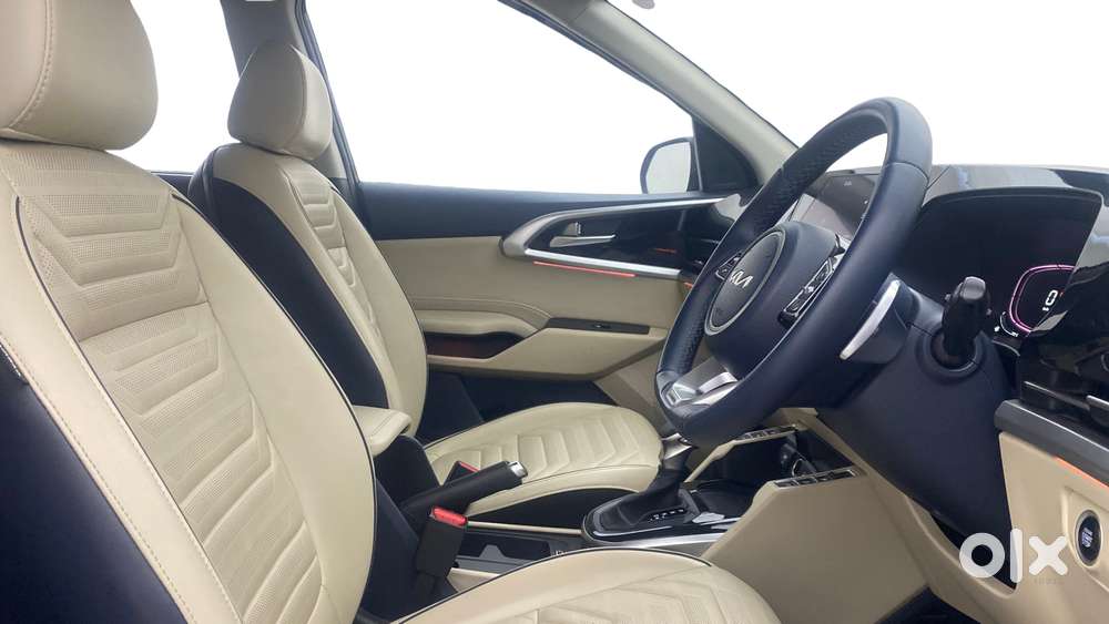 Kia Carens 1.5 Luxury Plus Diesel At 7 Str, 2022, Diesel