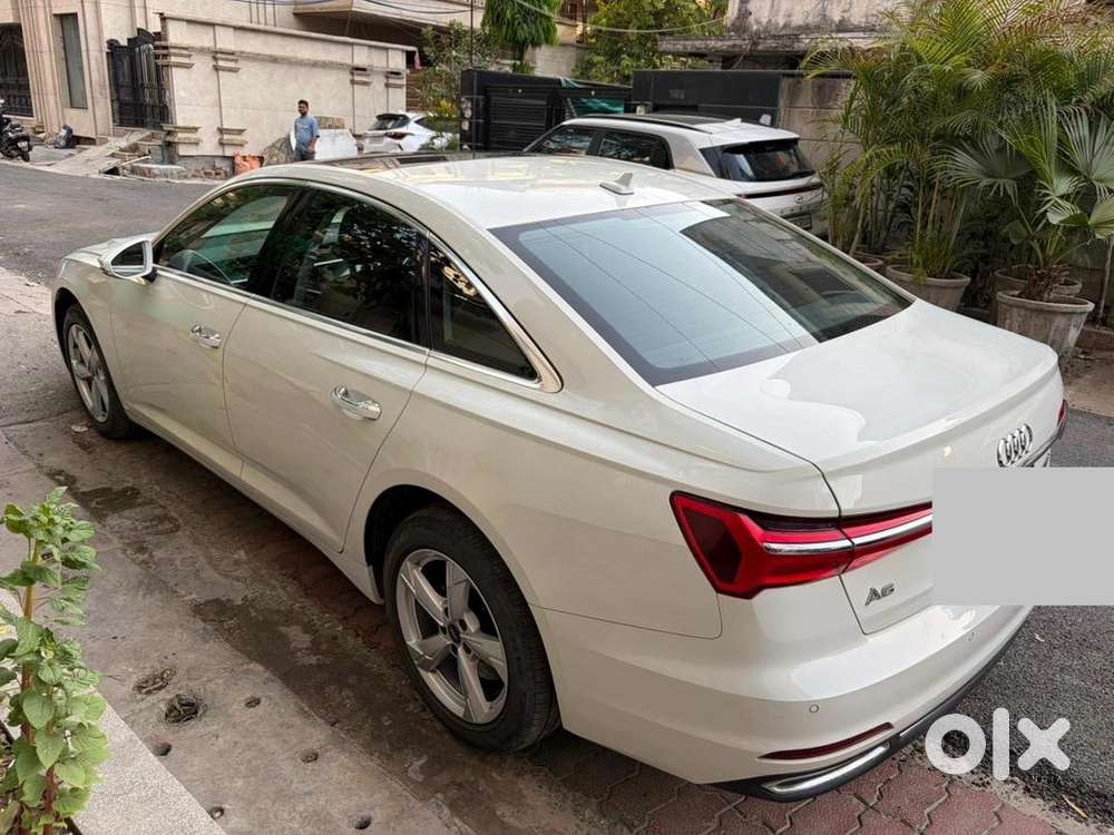 Audi 2022 Petrol Automatic - Superb