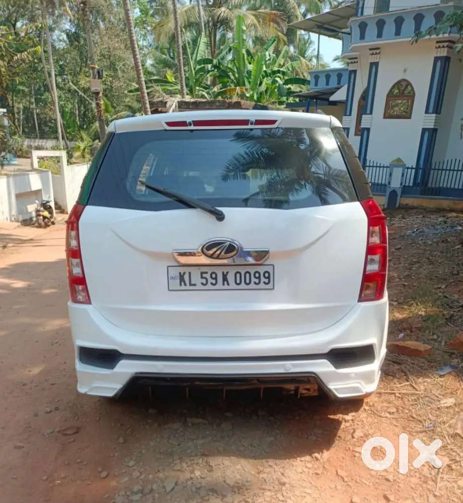 Mahindra Xuv500 2014 Diesel 98000 Km Driven