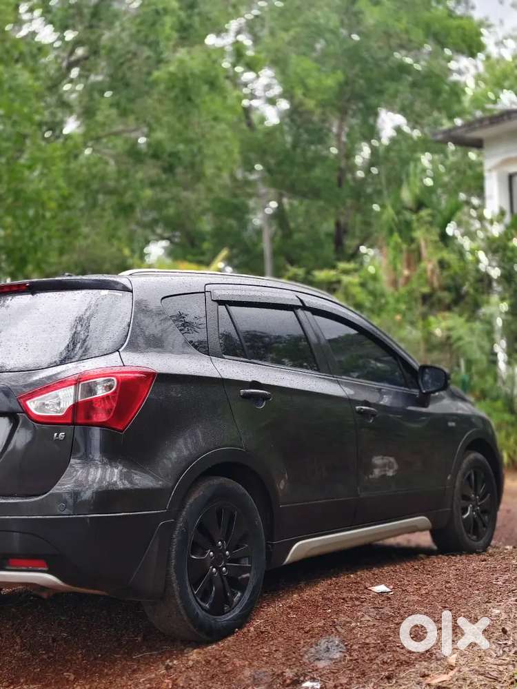 Maruti Suzuki S-cross 2015 Diesel Good Condition