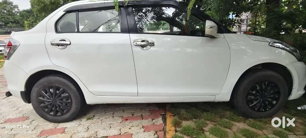 Maruti Suzuki Swift Dzire Vxi Petrol  2017  43,860 Km  Excellent Co