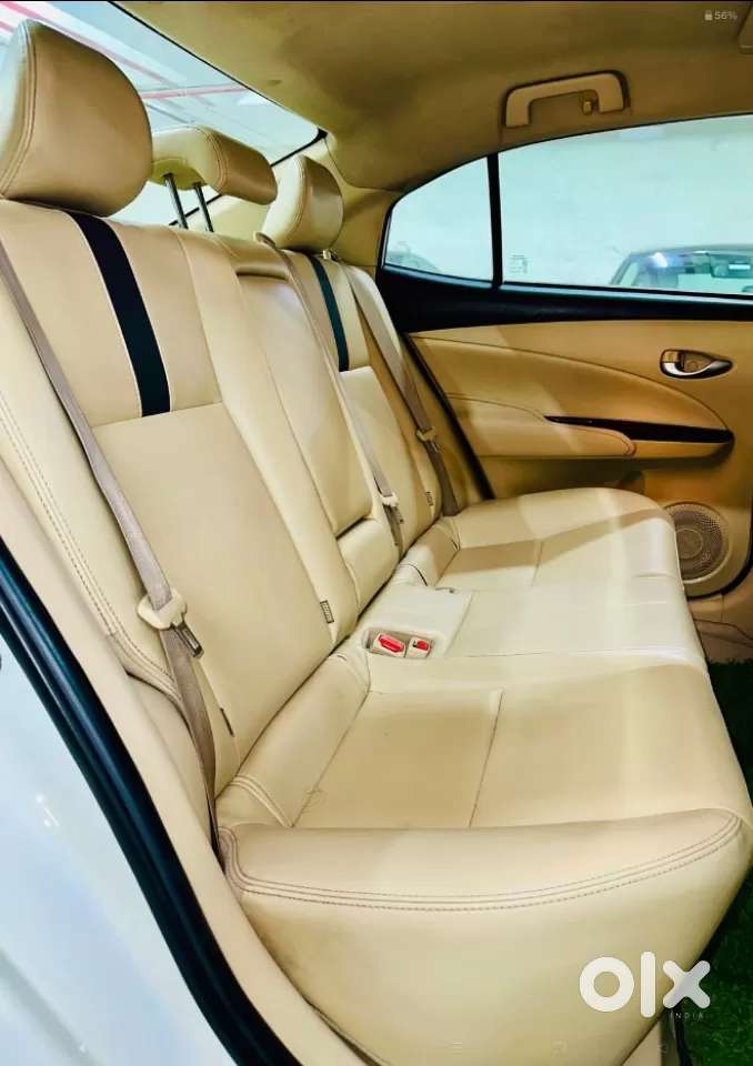 Toyota Yaris J Cvt, 2020, Petrol