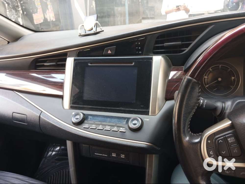 2016 Toyota Innova Crysta 2.4 V Diesel 1st Ownerexcellent Condition