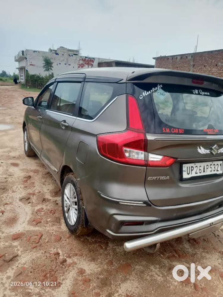 Maruti Ertiga Vxi 2022 Cng Petrol