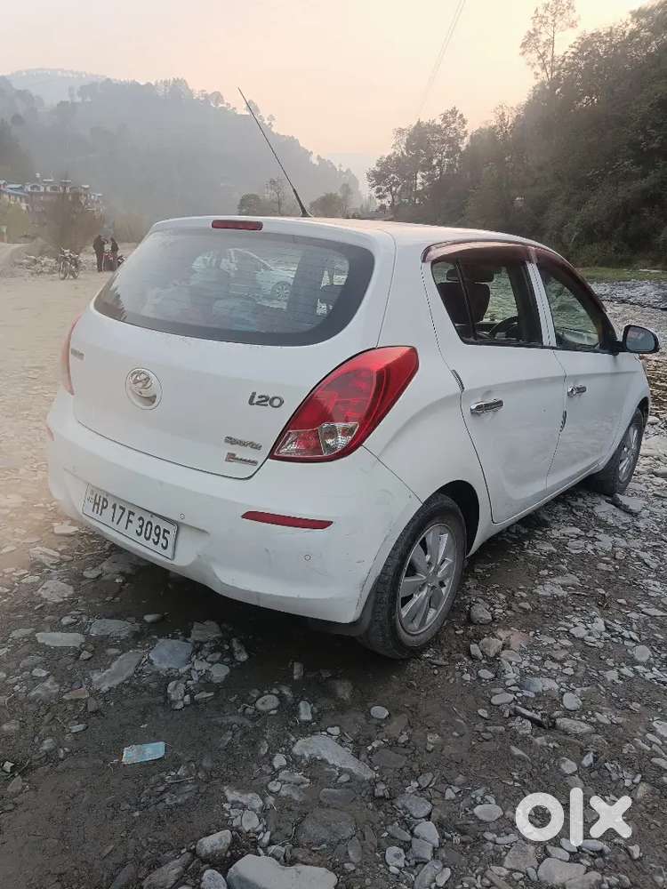 Hyundai I20 2014 Diesel Well Maintained Top Model