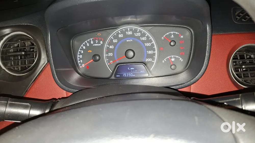 Hyundai Grand I10 2016 Petrol 19390 Km Driven