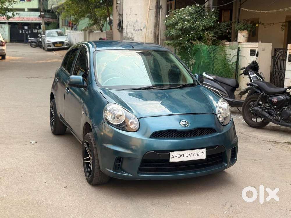 Nissan Car Manual 2014