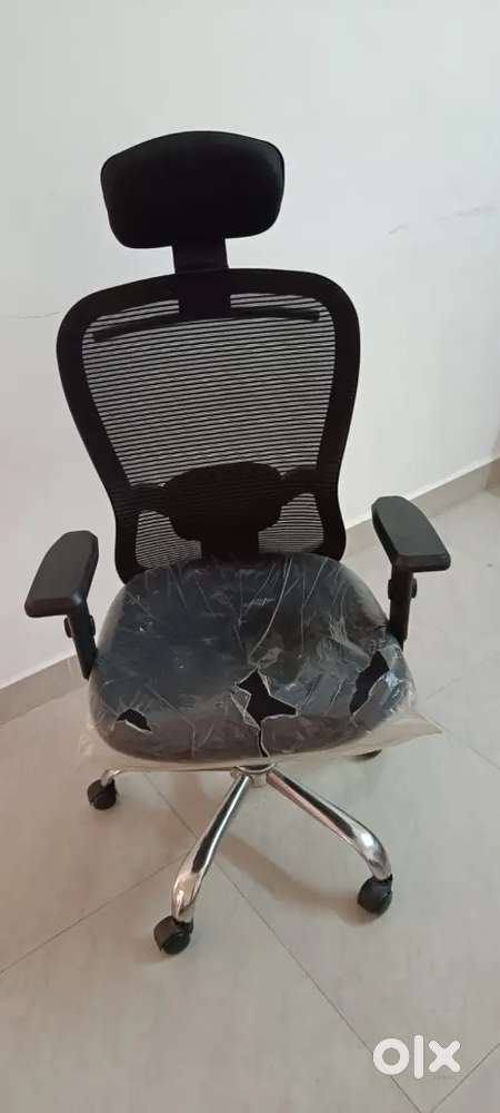 Office chair in excellent condition @Rs 4000 Other Household