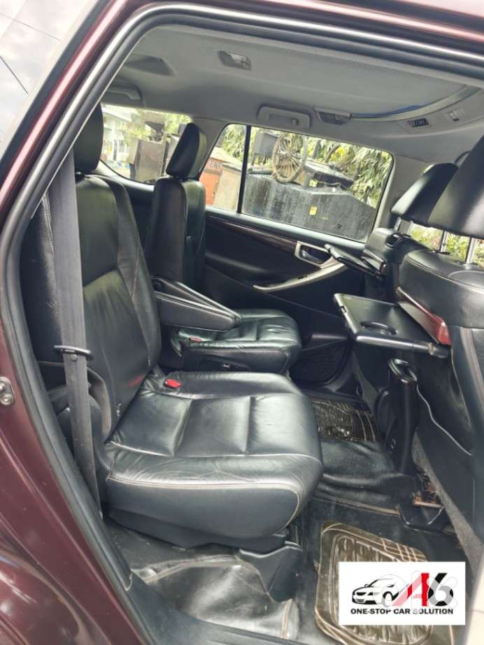 Toyota Innova Crysta