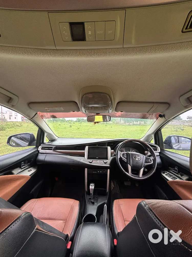 Toyota Innova Crysta 2.8 Zx
