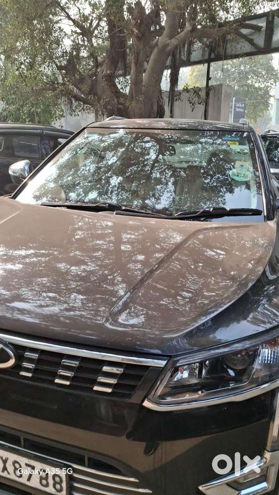 Mahindra Xuv300 2019 Petrol Well Maintained