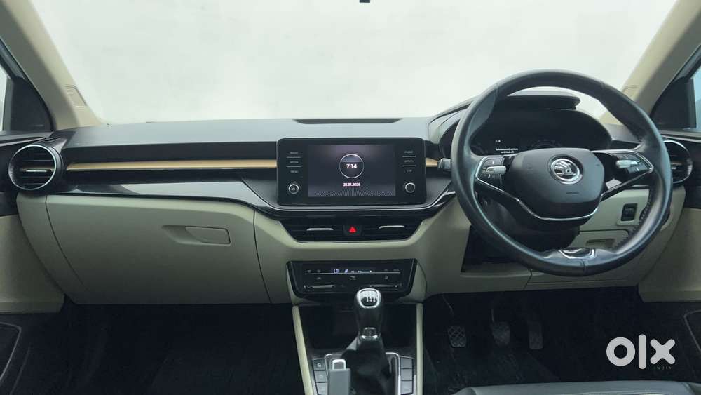 Skoda Slavia Style (non-sunroof), 2022, Petrol