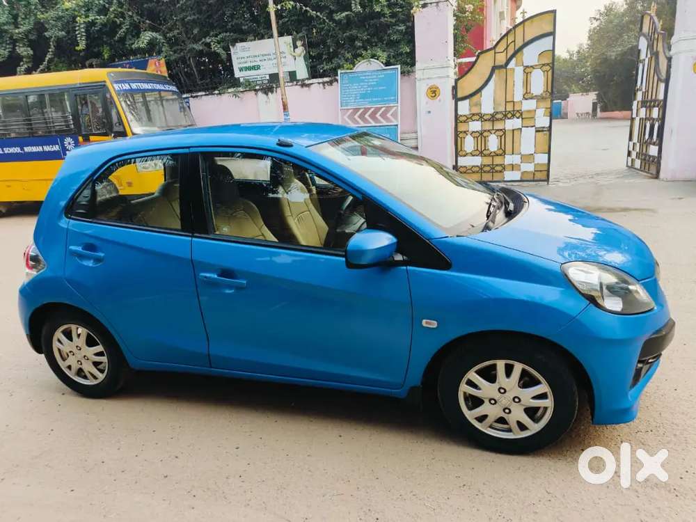 Honda Brio Petrol & Manual 2011