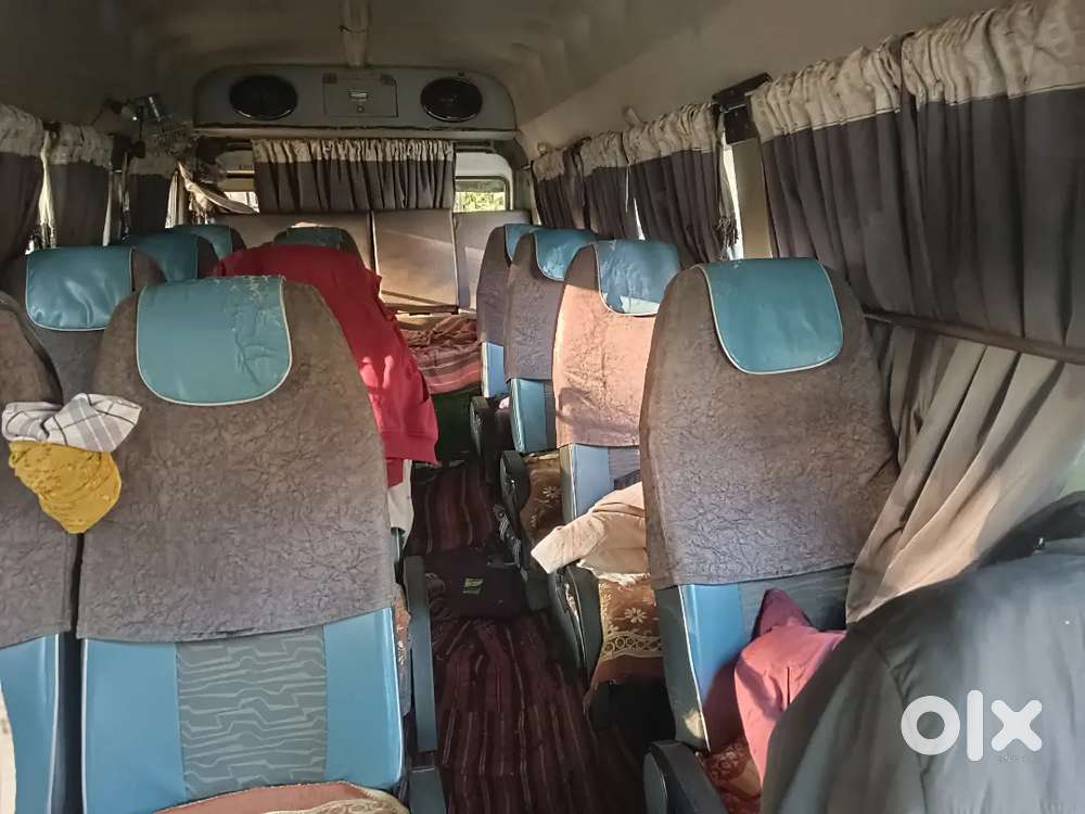 पुश बॅक सीट