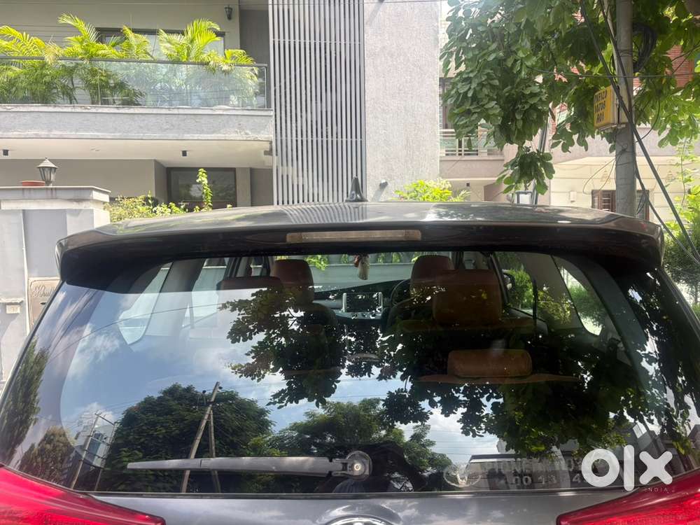 Toyota Innova Crysta 2021 Automatic Single Handed Driven